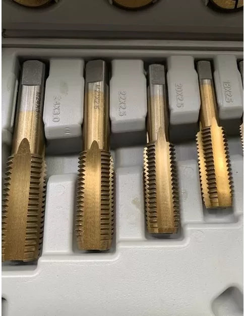 Tap & Die Thread Cutting Set M6-M24, 45 Piece in Carry Case