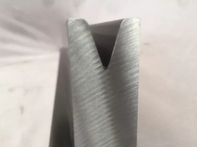 Pressbrake Tooling Bottom Single 12mm Vee US 20.412/35° V=12 R3.0 L.835mm