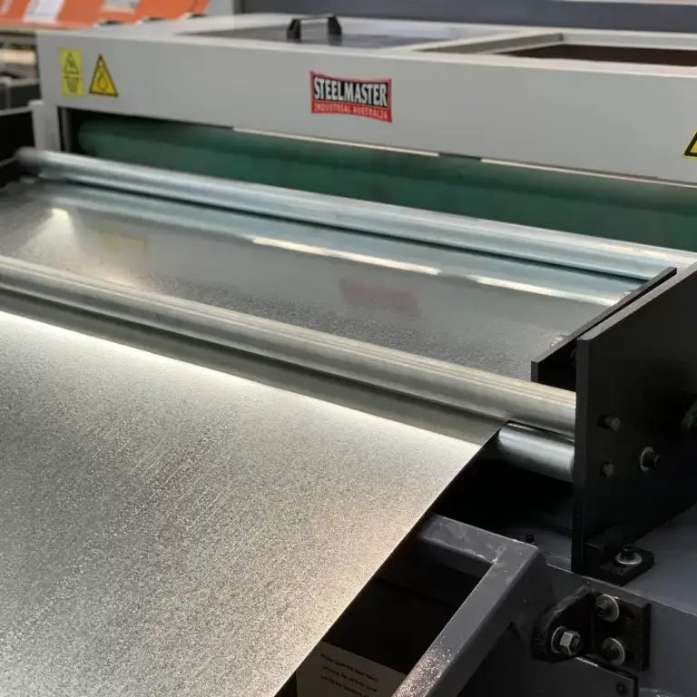 HVAC Automatic Duct Line Model: AML-1 – 1550mm Wide, Decoiler / Straightener /Grooving/Shearing