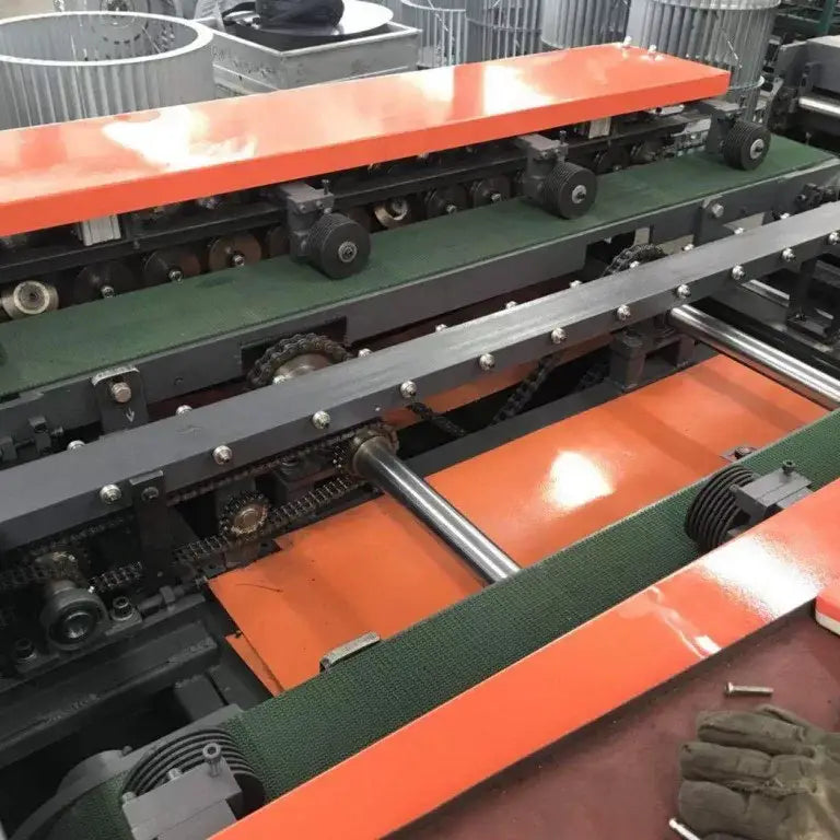HVAC Duct Production Line. Model: SM-Auto Pro CAL-6-1.2-1600- Compact Series. 9 Function Heavy Duty