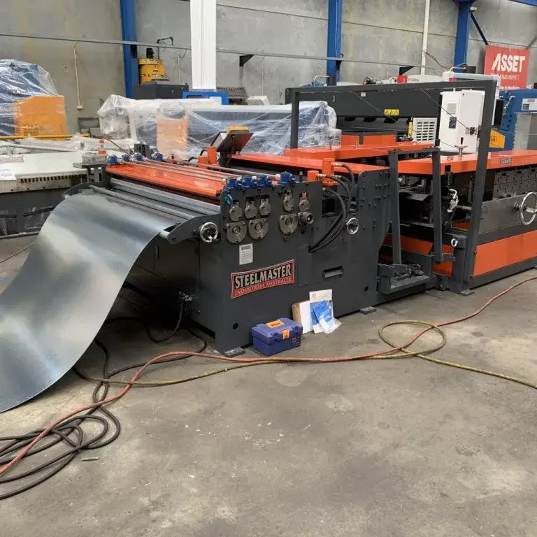 HVAC Duct Production Line. Model: SM-Auto Pro CAL-6-1.2-1600- Compact Series. 9 Function Heavy Duty