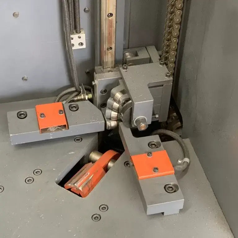 HVAC – Vertical Duct Seam Closing Machine - Steelmaster Model: VDSC-1600, 1000mm ~ 1550mm Range