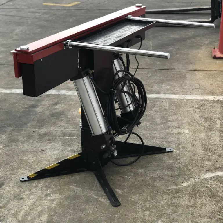 Electromagnetic Sheet Metal Folding Machine 1250mm x 1.6mm, Powered