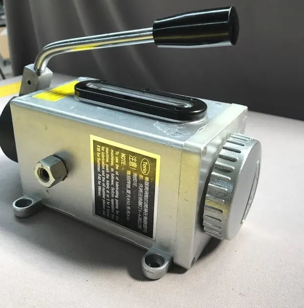 Hand Oil Pump for SM-PS60 Press