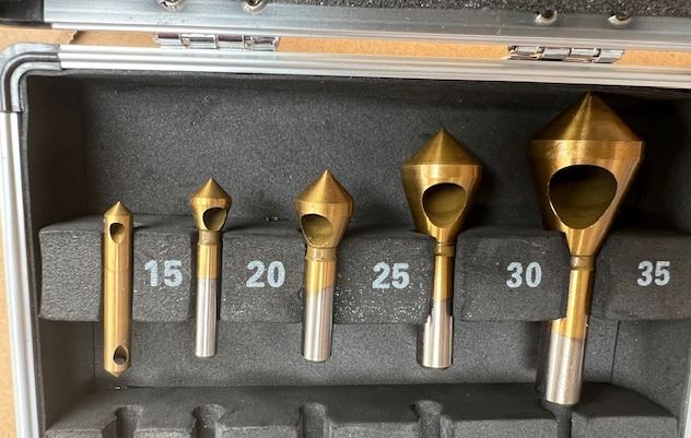 HSS Countersinking Deburring Cutter Set, 90 Degree, 5 Piece with Stand