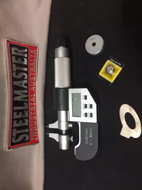 Inside Digital Micrometer, 5mm - 30mm Range, Dual Reading