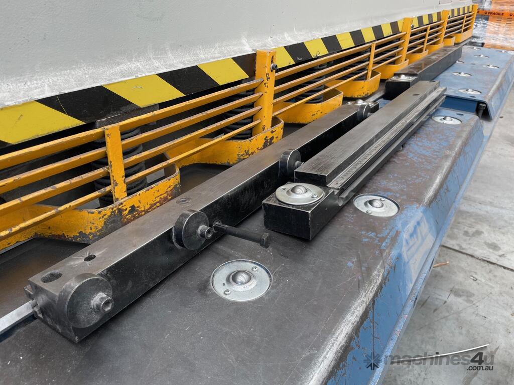 STEELMASTER SBHS3206 GUILLOTINE