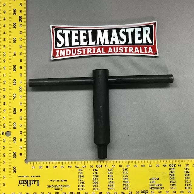 Lathe Chuck Key - 9.5mm Square