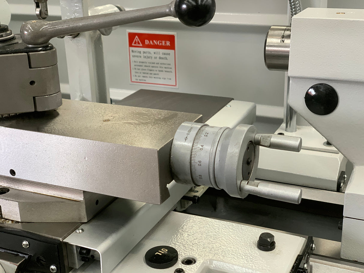 ASSET 1640TR – EURO Toolroom Precision Lathe. 1000mm Centres, 410mm Swing, 52mm Bore, 2 Axis DRO