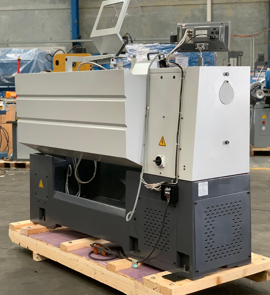 ASSET 1640TR – EURO Toolroom Precision Lathe. 1000mm Centres, 410mm Swing, 52mm Bore, 2 Axis DRO