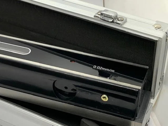 Precision Machine Level 0.02, 300mm Length