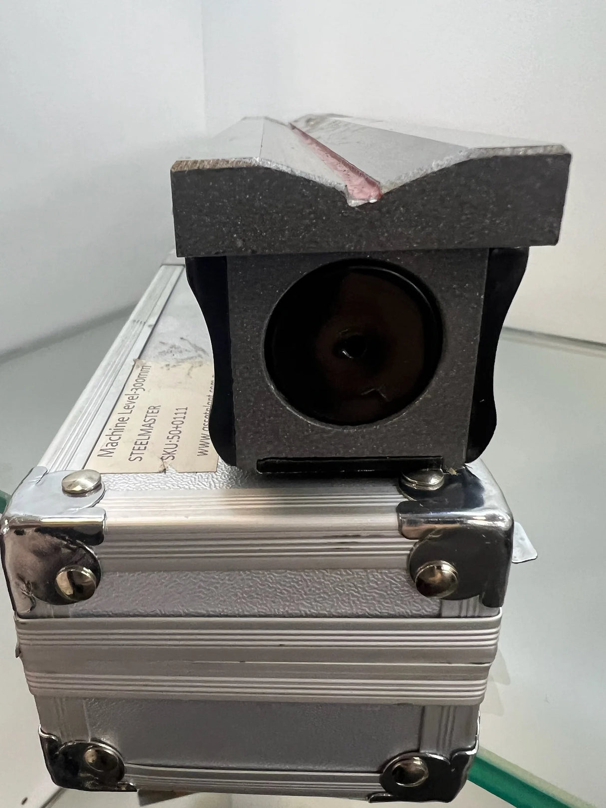 Precision Machine Level 0.02, 300mm Length