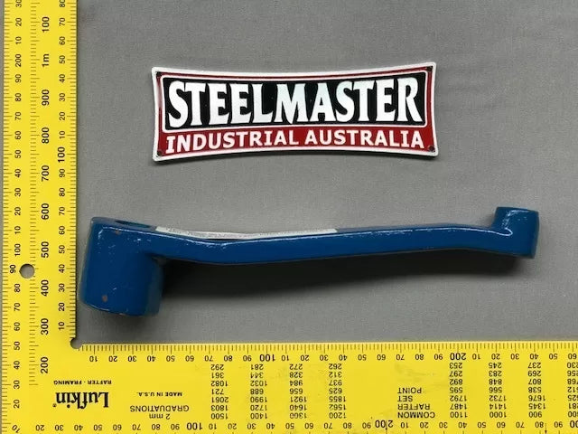 Rocker Handle (18mm Bore, M10x1.5 Hole) for SM-MD40XPF Table Base