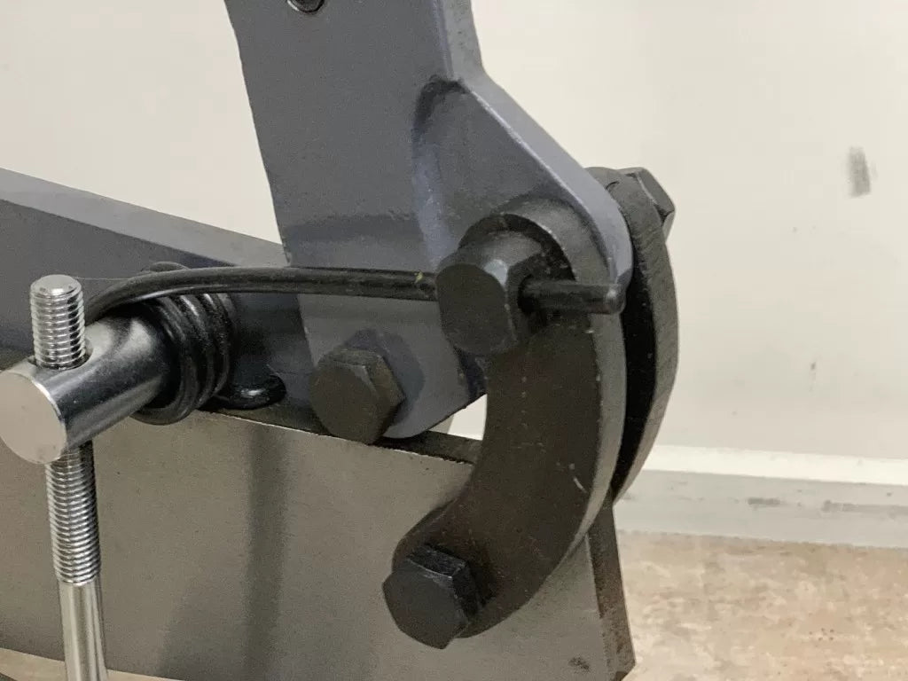 Hand Shear, 205mm Throat, Manual Type