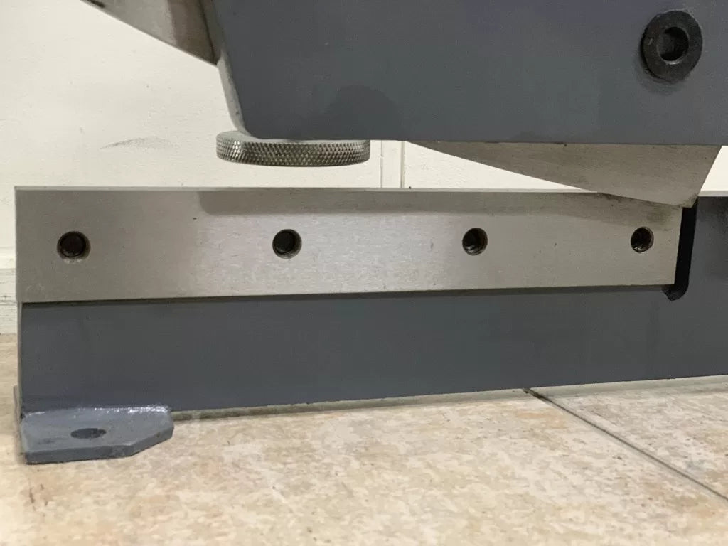 Hand Shear, 300mm Throat, Manual Type