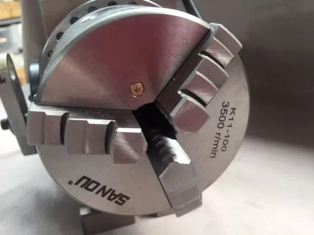 Semi-Universal Dividing Head with 4" (100mm) 3-Jaw Chuck