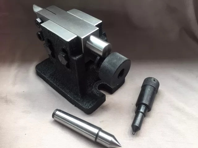 Semi-Universal Dividing Head with 6" (160mm) 3-Jaw Chuck
