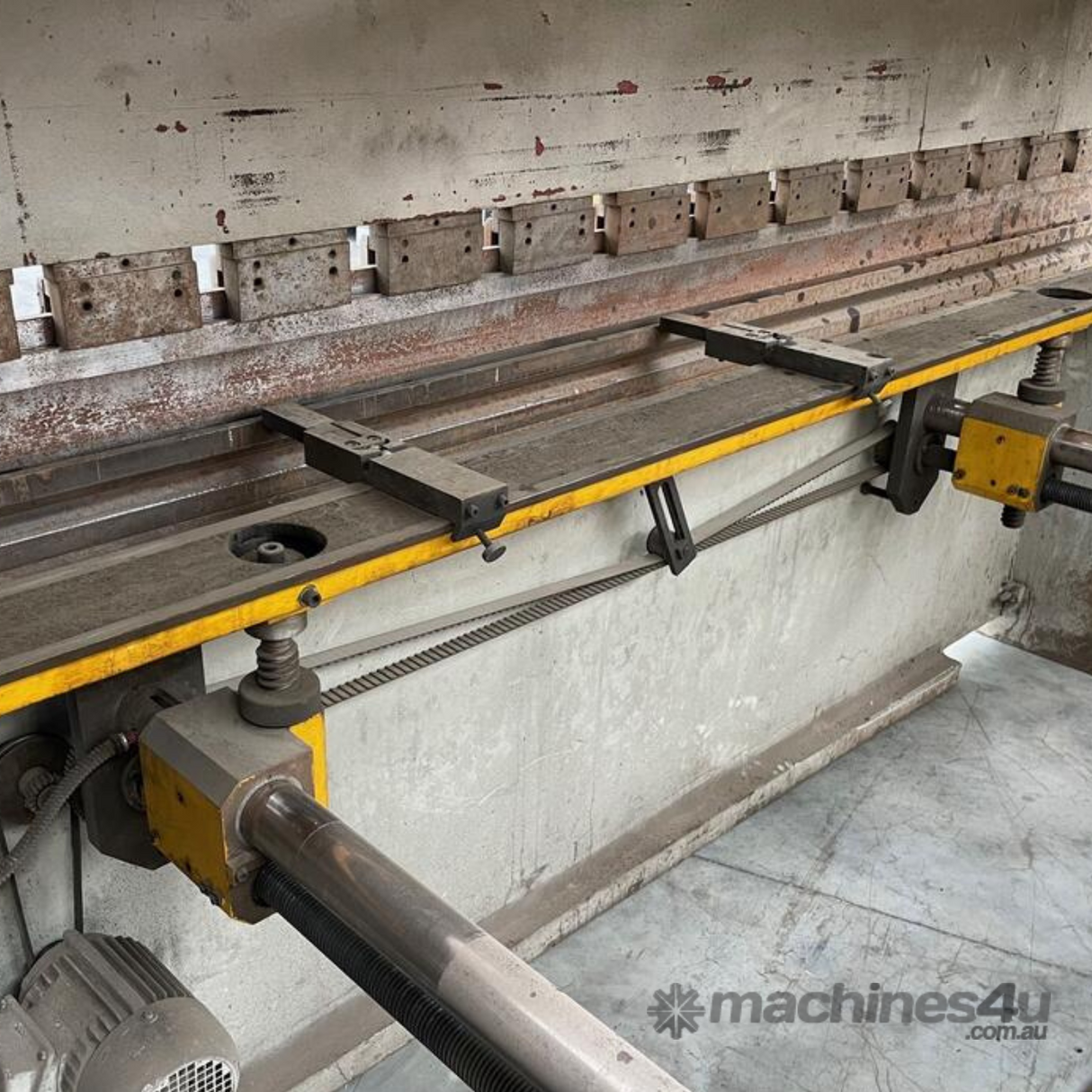 Madison NC Pressbrake 125/4000
