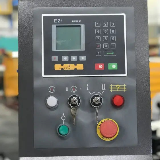 Absolute NC Hydraulic Pressbrake. 4000mm x 135Ton 2 Axis Estun E21+ Controller