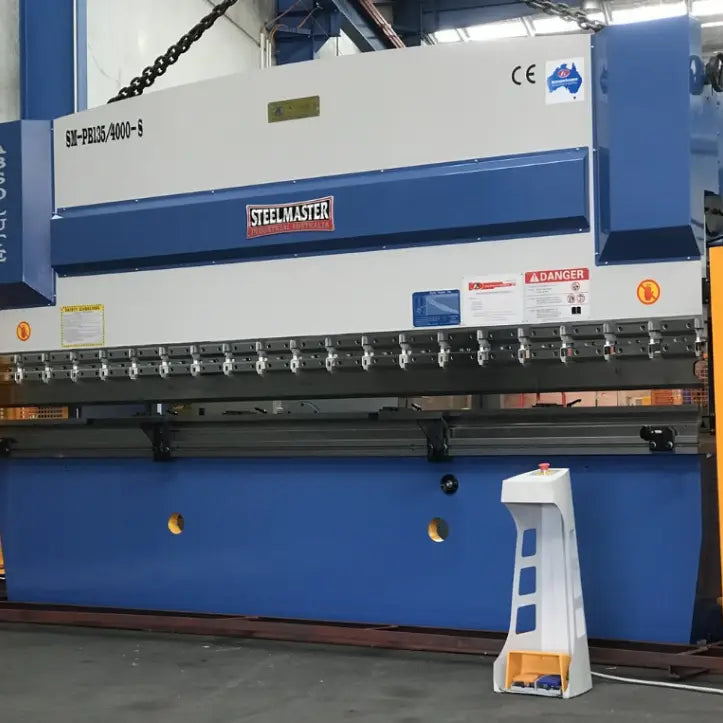 Absolute NC Hydraulic Pressbrake. 4000mm x 135Ton 2 Axis Estun E21+ Controller