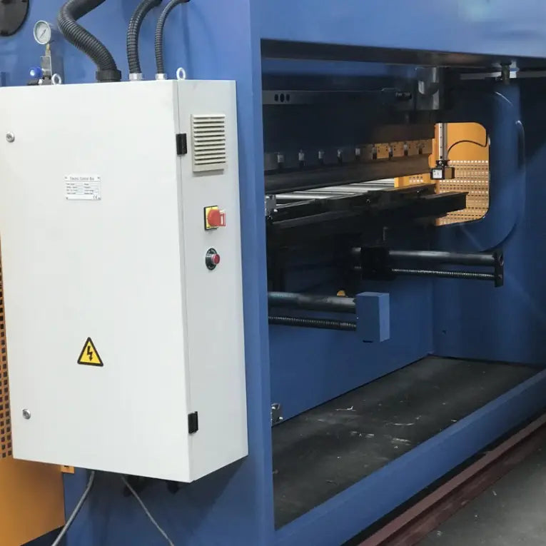 Absolute NC Hydraulic Pressbrake. 4000mm x 135Ton 2 Axis Estun E21+ Controller