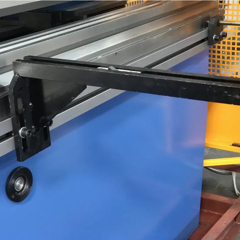 Absolute NC Hydraulic Pressbrake. 4000mm x 135Ton 2 Axis Estun E21+ Controller
