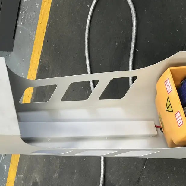 Absolute NC Hydraulic Pressbrake. 4000mm x 135Ton 2 Axis Estun E21+ Controller