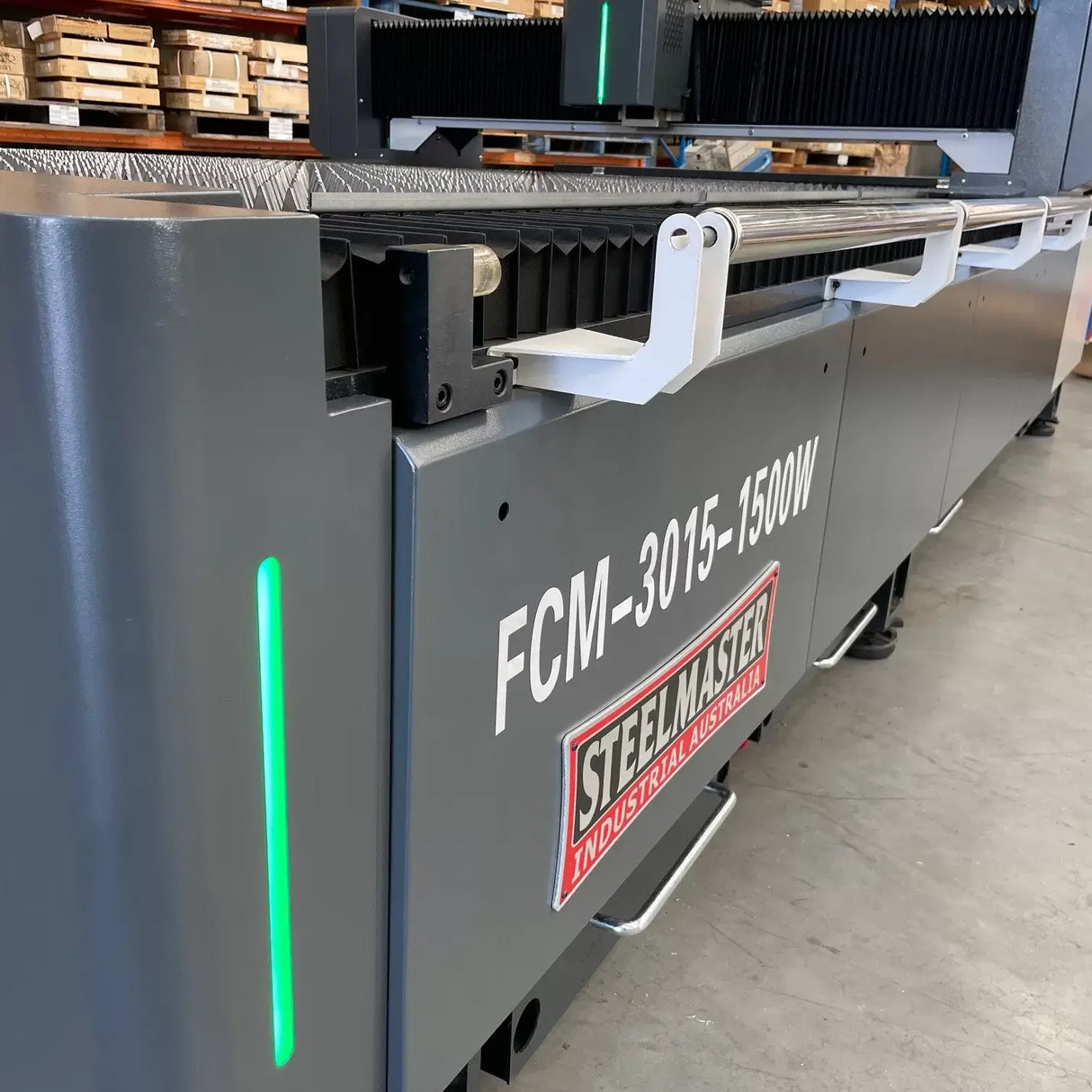 Fibre Laser Gantry Type, 1500W (Model: FCM-3015-1500W)