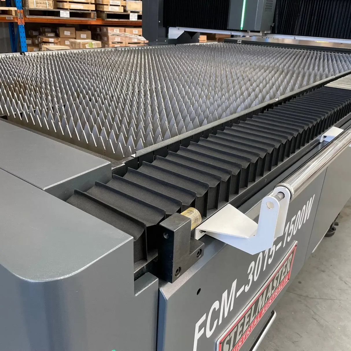 Fibre Laser Gantry Type, 1500W (Model: FCM-3015-1500W)