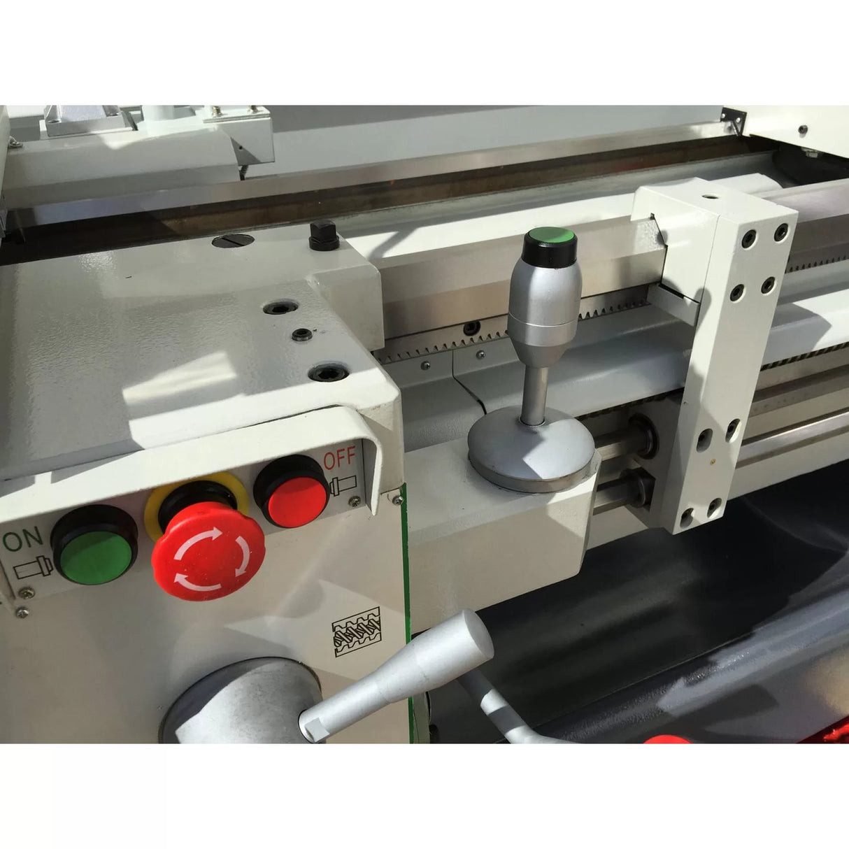 ASSET 26120 - Big Bore Lathe with Rapid Saddle - 3000mm Centres , 660mm Swing , 105mm Bore