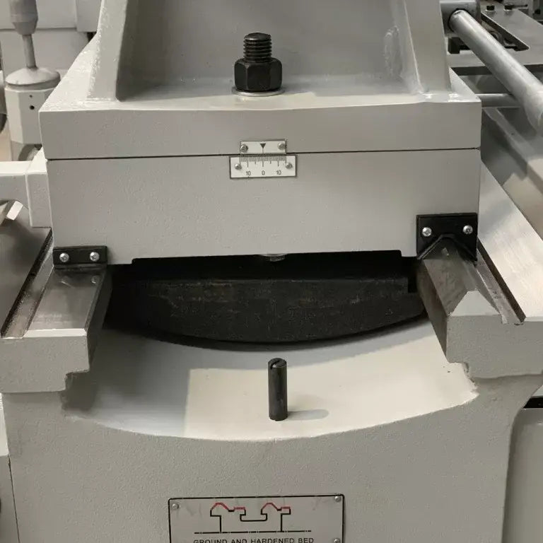 ASSET 2680 - Big Bore Lathe with Rapid Saddle - 2000mm Centres , 660mm Swing , 105mm Bore