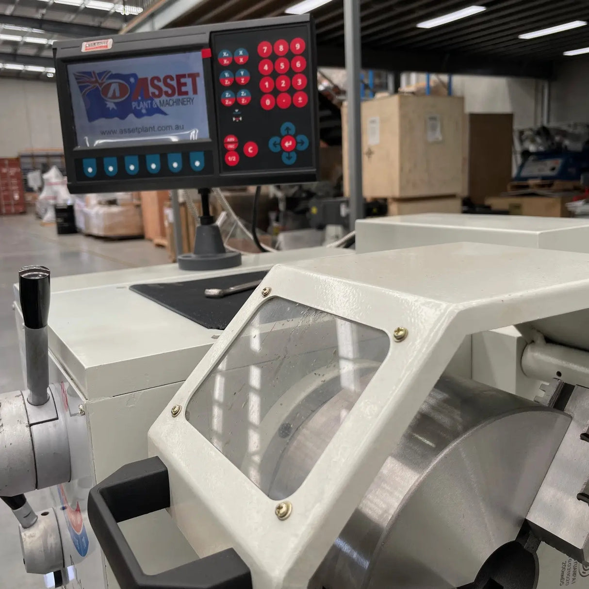 Centre Lathe (240V) - 1000mm Centres , 356mm Swing , 51mm Bore
