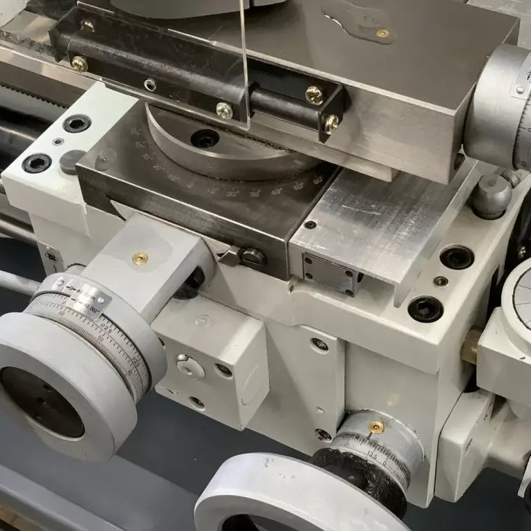 Centre Lathe (240V) - 1000mm Centres , 356mm Swing , 51mm Bore