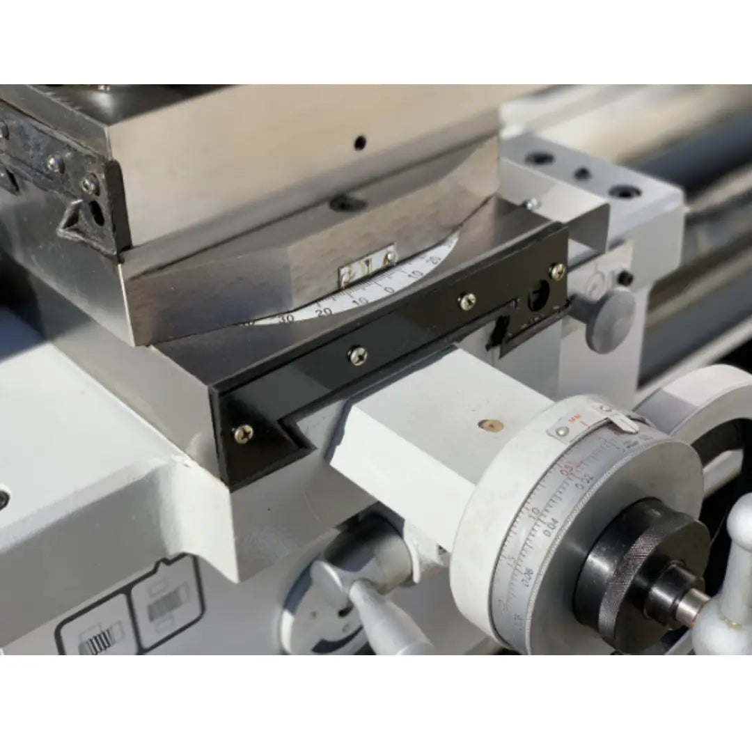 ASSET 1840B - EURO Big Bore Precision Lathe - 1000mm Bed , 460mm Swing , 80mm Bore