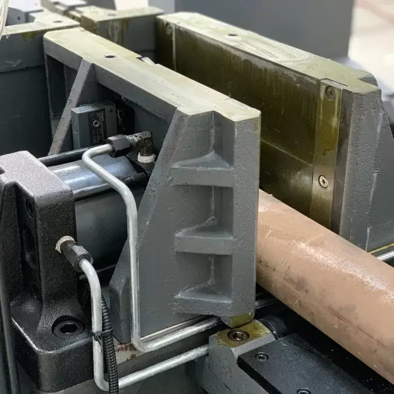 Steelmaster H-330HA Euro Fully Automatic Column Bandsaw 330mm Round & Square Capacity Touchscreen