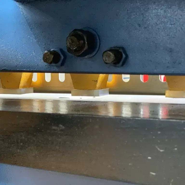 Guillotine Electro-Shear, 1270mm x 3.5mm, Front Sheet Supports