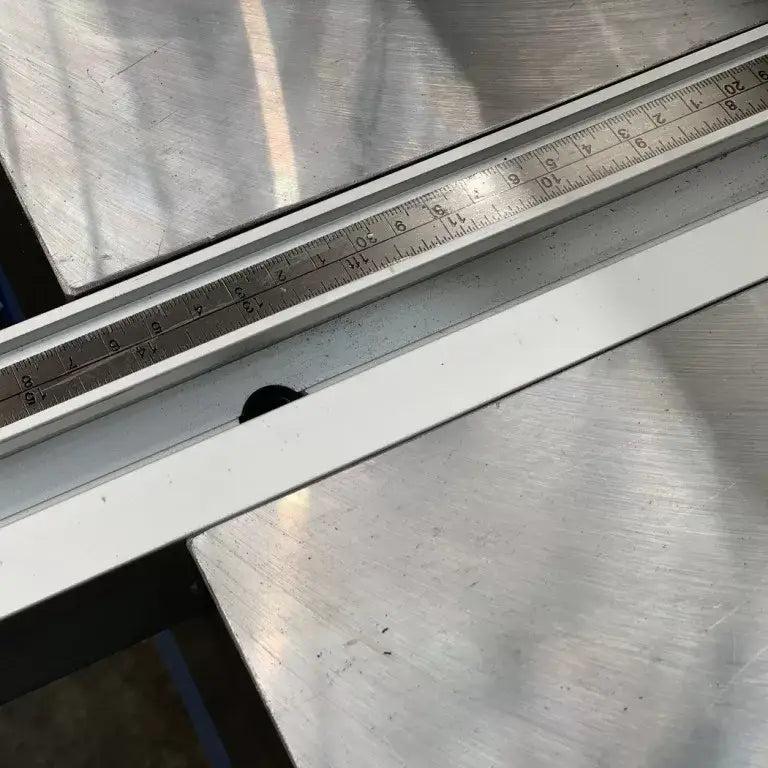 Guillotine Electro Shear, 2500mm x 3.2mm, Front Sheet Supports