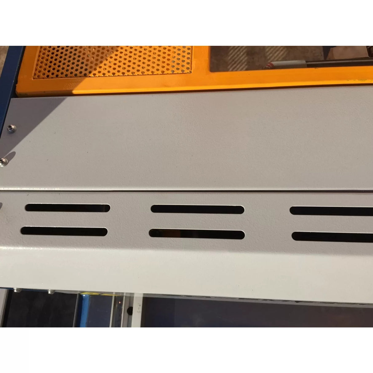 Guillotine Electro Shear, 3000mm x 3.2mm, Front Sheet Supports