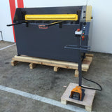 240Volt Hydraulic Guillotine 1320mm x 2.0mm, Back Gauge, Roving Foot Pedal