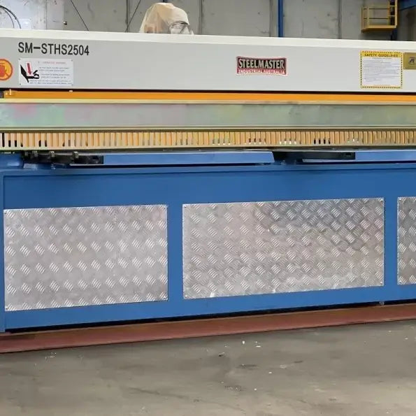 Hydraulic Guillotine 2500mm x 4mm, Back Gauge, Quick Blade Gap Setting