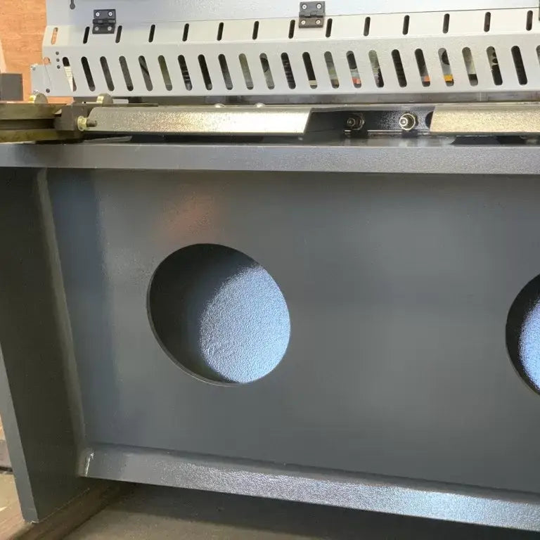 Guillotine Vari Rake 4000mm x 8mm, Rear Pneumatic Sheet Support