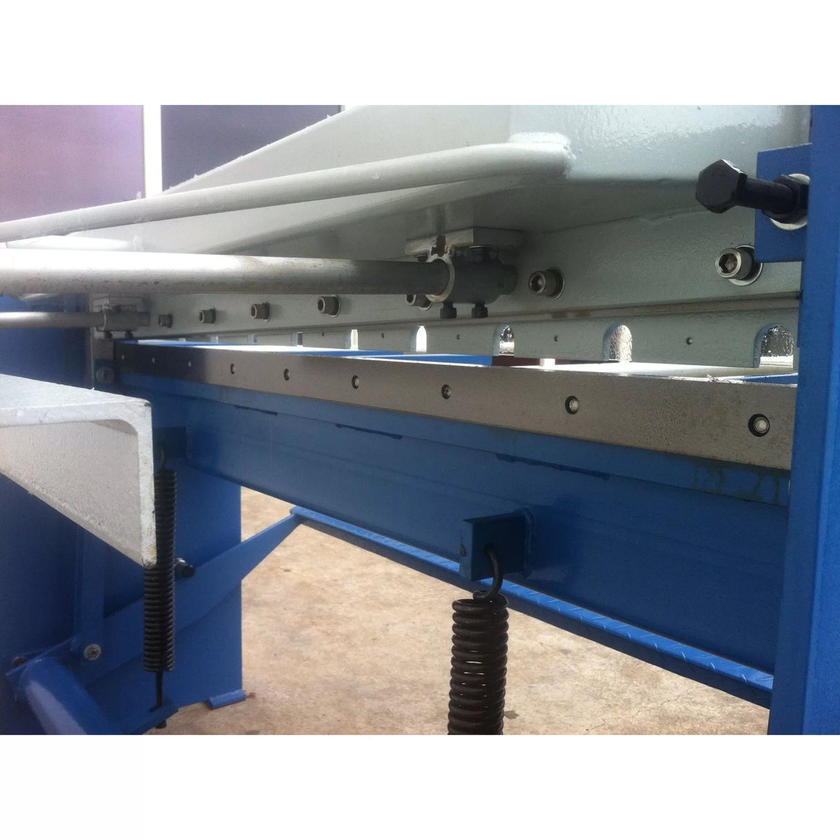 Guillotine Manual Treadle, 1270mm x 1.6mm