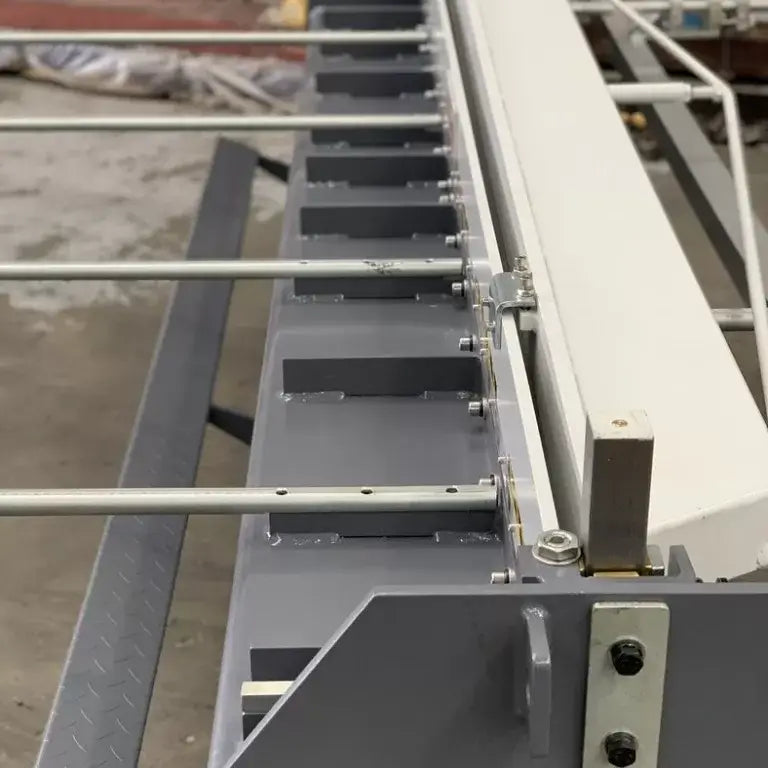 Guillotine Manual Treadle, 2500mm x 1.2mm, Adjustable Gibs