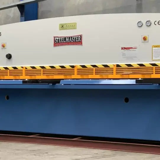 Steelmaster SM-SBHS3206 Hydraulic Guillotine, 3200mm x 6.5mm with Ballscrew Back  Gauge