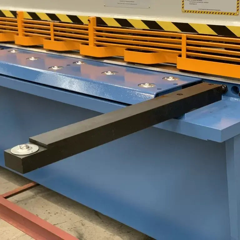Steelmaster SM-SBHS3206 Hydraulic Guillotine, 3200mm x 6.5mm with Ballscrew Back  Gauge