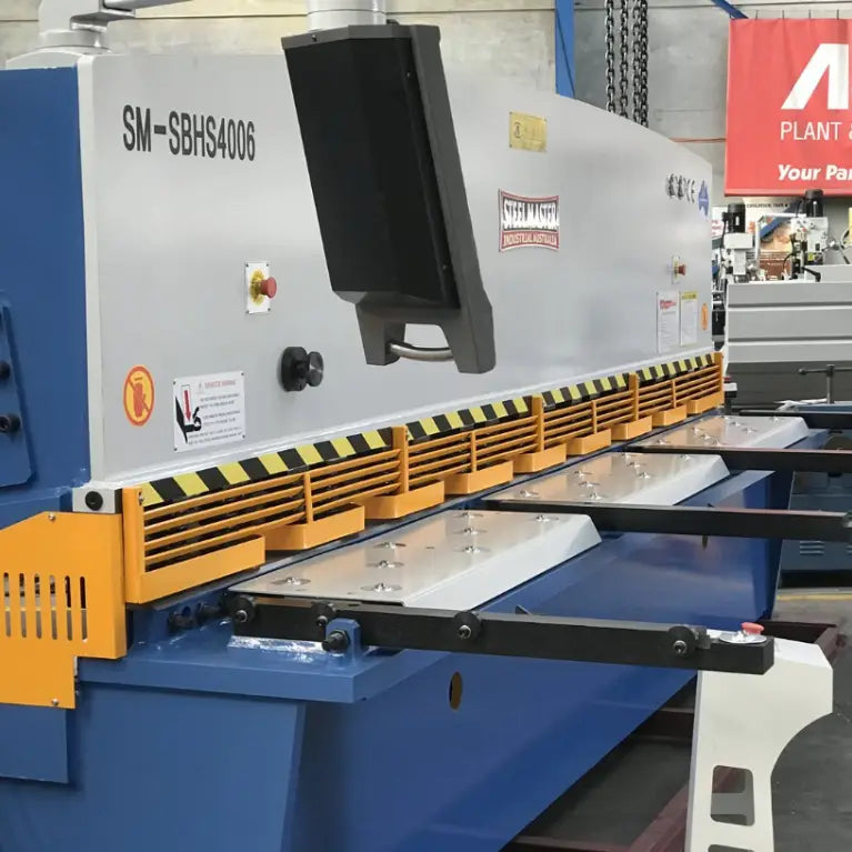 Hydraulic Guillotine, 4000mm x 6.5mm with Power Ballscrew Back Gauge
