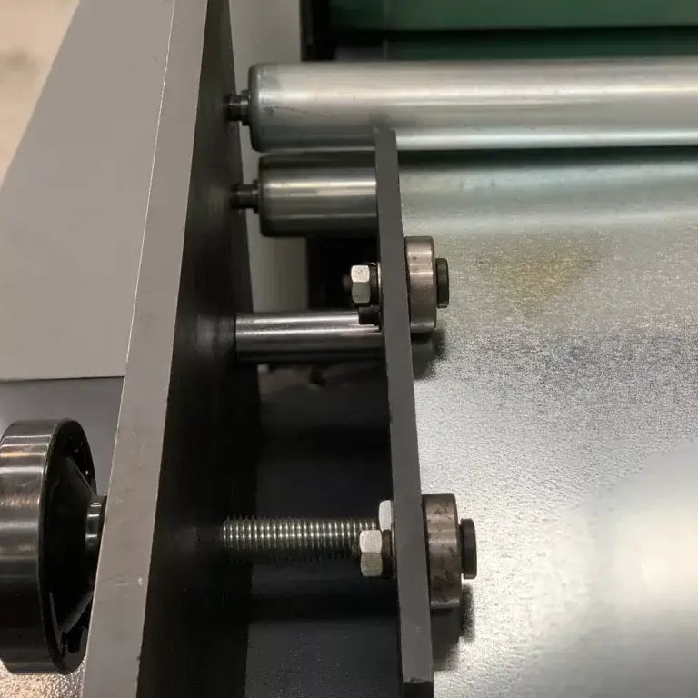 HVAC Automatic Duct Line Model: AML-1 – 1550mm Wide, Decoiler / Straightener /Grooving/Shearing