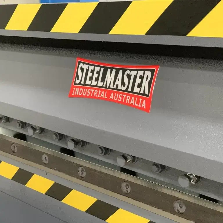 HVAC Automatic Duct Line Model: AML-1 – 1550mm Wide, Decoiler / Straightener /Grooving/Shearing