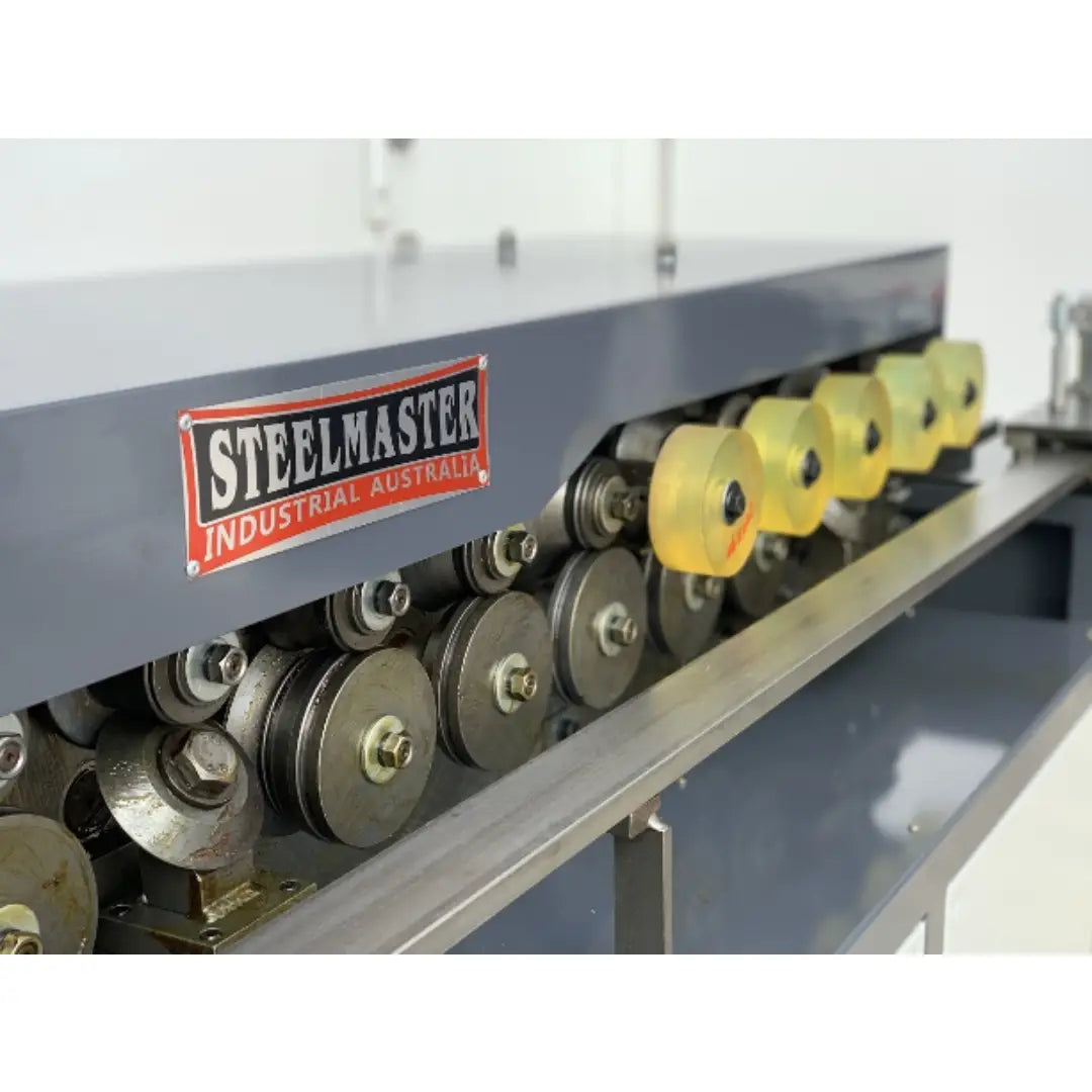 HVAC / Sheetmetal TDF Duct Roll Former. Steelmaster Model: TDF 1.6, 16 Station, 25mm &amp; 35mm Includes Small Parts Feeder, Must Have For All HVAC Shops – 3Ph. 415Volt