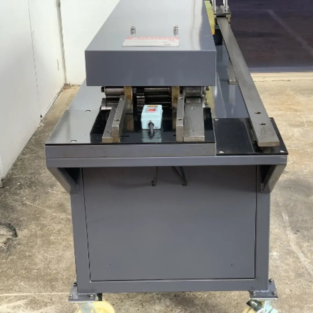 HVAC / Sheetmetal TDF Duct Roll Former. Steelmaster Model: TDF 1.6, 16 Station, 25mm &amp; 35mm Includes Small Parts Feeder, Must Have For All HVAC Shops – 3Ph. 415Volt
